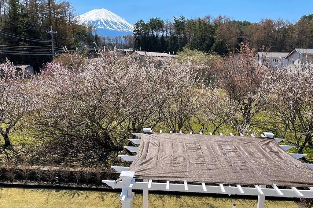 Mt. Fuji Kokoワンちゃんokの新築貸別荘 Фудзикавагутико Экстерьер фото